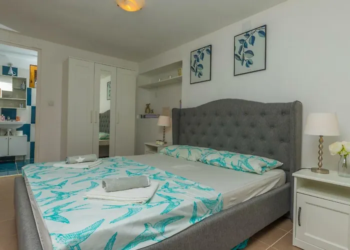 Apartments Maris